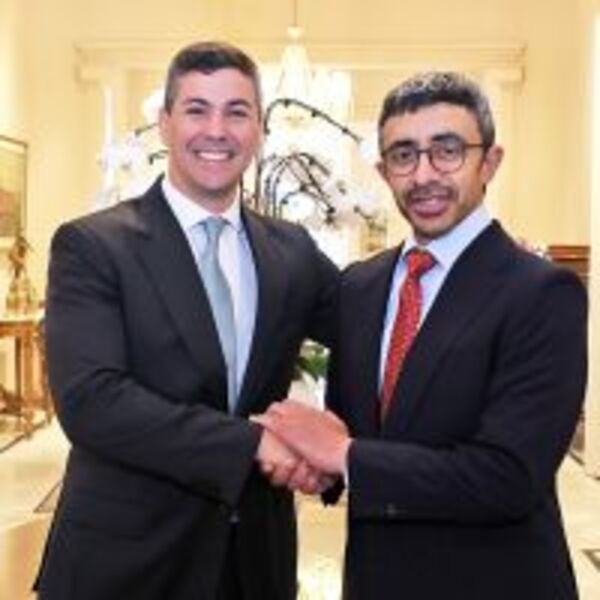 Presidente Peña conversó con Canciller emiratí sobre proyectos de cooperación con Paraguay :: Presidencia de la República del Paraguay