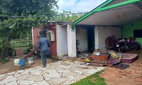 Incendio parcial de vivienda en Ciudad del Este