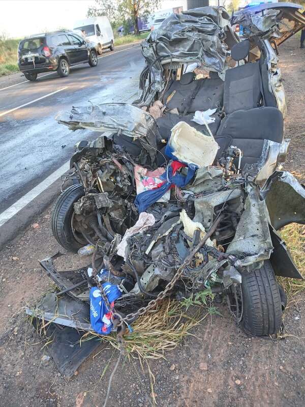 Tres paraguayos mueren en accidente rutero en Argentina - Mundo - ABC Color