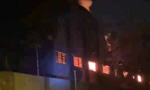 Voraz incendio consume depósitos de transportadora en Fernando de la Mora – Prensa 5
