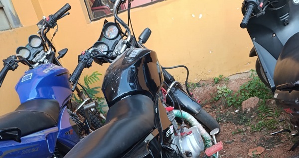 Grupo Lince, incauta varias motocicletas causantes de ruidos ensordecedores en San José - Noticiero Paraguay