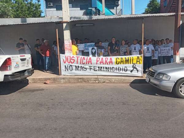 Familiares de víctima de presunto feminicidio piden que el caso se eleve a juicio oral - Policiales - ABC Color
