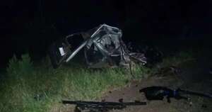 La Nación / Familia paraguaya fallece en un choque rutero en Corrientes