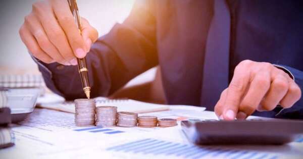 La Nación / El 56 % cree que el sistema financiero podrá aumentar la demanda de créditos