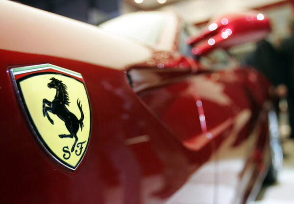 Ferrari contrarresta la caída de los autos de lujo con unas ventas sólidas en EE.UU. | Internacionales | 5Días