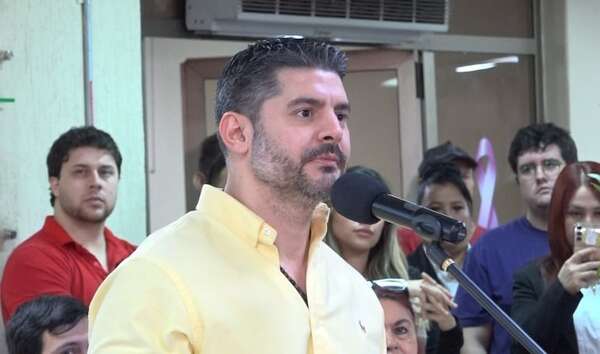 Juzgado ordena que Nenecho responda sobre destino de G. 500.000 millones y que pague costas del juicio - Nacionales - ABC Color