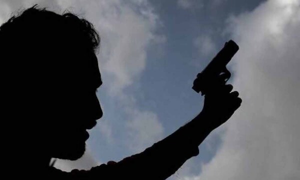 Un hombre con trastornos mentales realizó disparos en la calle en Coronel Oviedo – Prensa 5