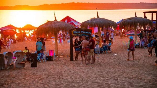 Carmen del Paraná vive a pleno el verano 2025