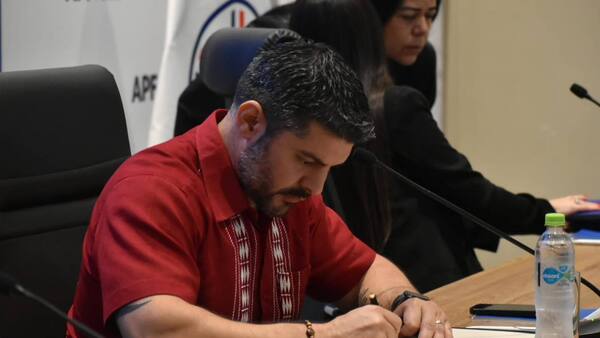 Jueza ordena a Nenecho Rodríguez a hacer pública deuda financiera en un plazo de 10 días