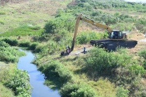 Comienza la limpieza en la Costanera Sur para evitar inundaciones en Asunción - ADN Digital