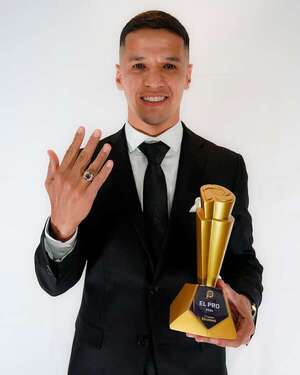 Álex Arce acapara premios en la Liga Pro de Ecuador - Fútbol Internacional - ABC Color