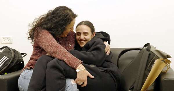 La Nación / “Mamá absoluta” cuenta el milagro del regreso de su hija de “las tinieblas” de Hamás en Gaza