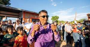 La Nación / Comunidades indígenas de Loma Plata piden al Gobierno más viviendas y más caminos