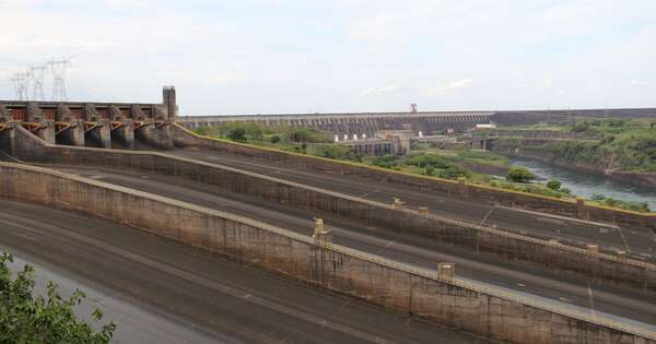 La Nación / Itaipú transfirió USD 44 millones al Estado en enero