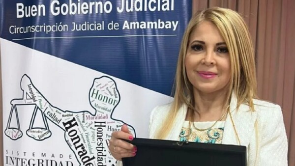 Jueza Sadi López pide jubilarse tras escandalosos chats con Lalo Gomes