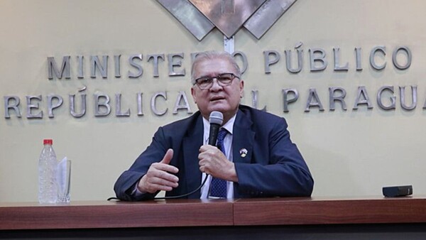 Rolón cambia a fiscal Coronel y sumaria a involucradas en chats