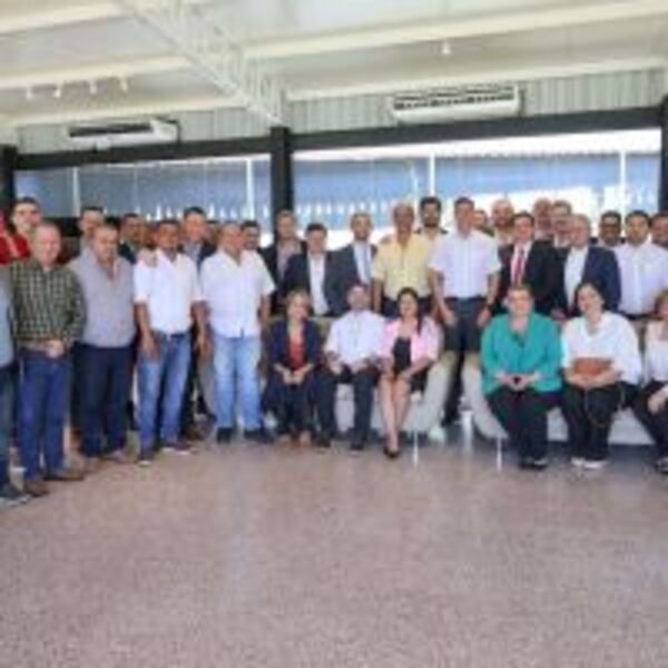 Ejecutivo e intendentes acuerdan acompañar proyecto “Hambre Cero” :: Presidencia de la República del Paraguay