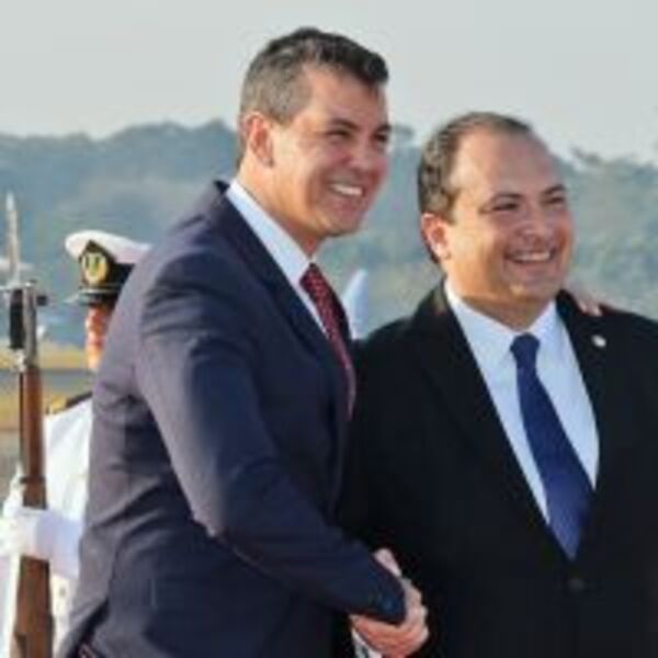 Presidente viajó a Guatemala para asunción de Bernardo Arévalo de León :: Presidencia de la República del Paraguay