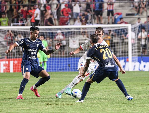 Nacional se dejó empatar y complicó sus chances en la Libertadores - .::Agencia IP::.