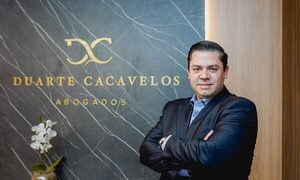 Pruebas contra Arévalo serían inválidas por procedimiento irregular, dice abogado