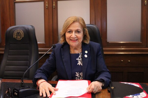 Jurado decide investigar a los fiscales y jueza salpicados por los chats de Lalo - Judiciales.net