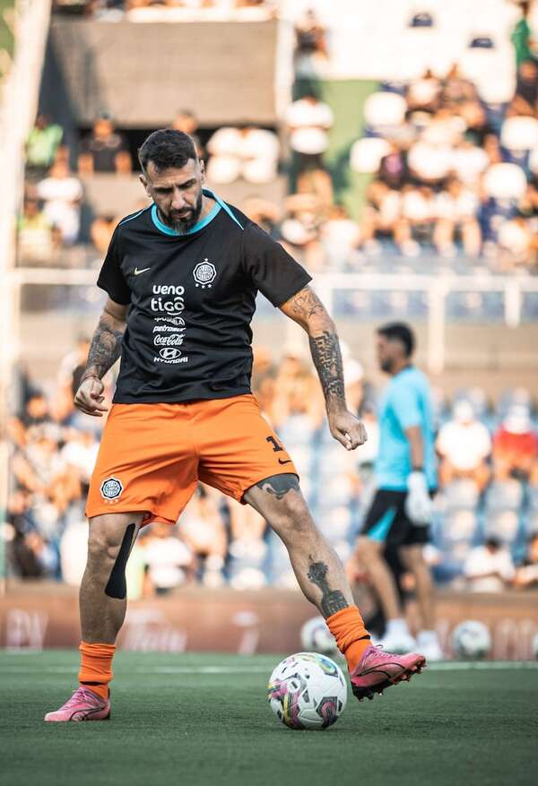 En Olimpia, Pratto se hizo ver fino en la práctica - Fútbol - ABC Color