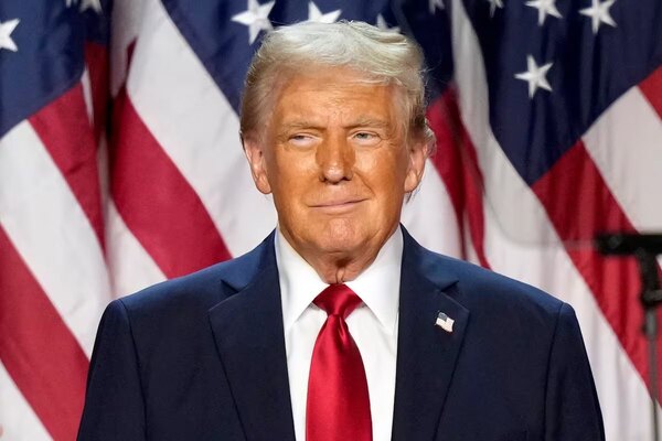 Versus / Trump firma decreto que impide a atletas transgénero participar en deportes femeninos