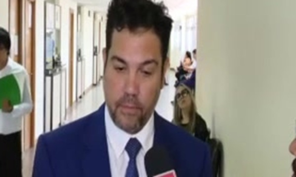 Defensa de Orlando Arévalo confirma entrega de chats filtrados - SNT