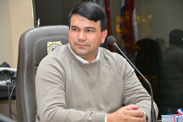 Exigen a Diego Ríos transparentar su gestión mediante portal web y documentos físicos - La Clave
