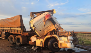 Trágico accidente entre camiones deja un fallecido en San Rafael del Paraná
