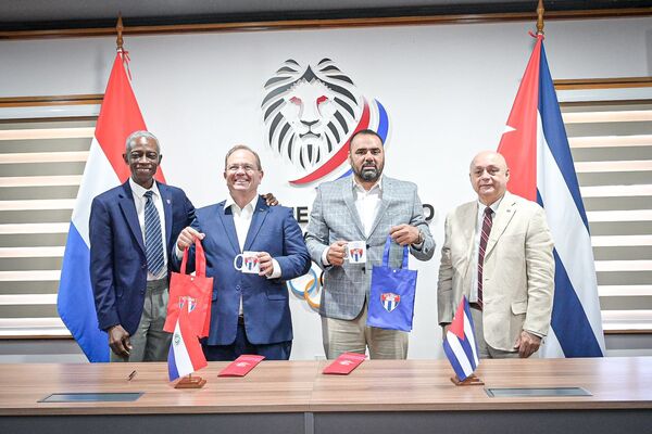 SND suscribe acuerdo para intercambio de experiencias con Instituto Nacional de Deportes de Cuba - .::Agencia IP::.