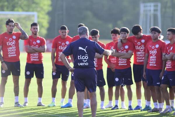 Gustavo Alfaro: “Quiero que los jugadores ya estén en modo selección” - Selección Paraguaya - ABC Color