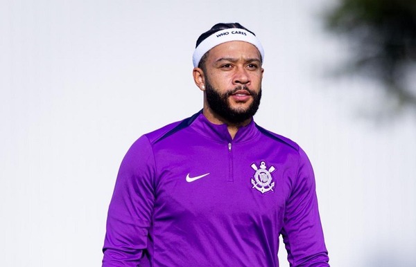 Memphis Depay recibe condena a prisión por manejar ebrio