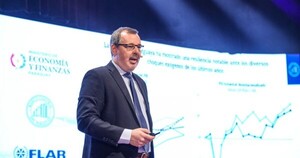 Mientras el BCP inyecta dólares para frenar la suba, la inflación se dispara y amenaza las proyecciones