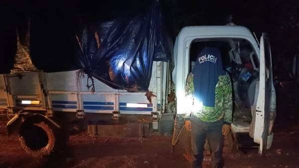 Incautan marihuana y armas de un camión en Carayaó - 1000 Noticias