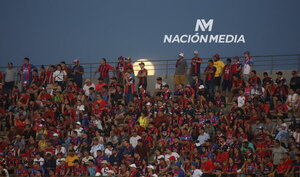 Versus / ¡Entusiasmo en Encarnación para ver a Cerro Porteño!