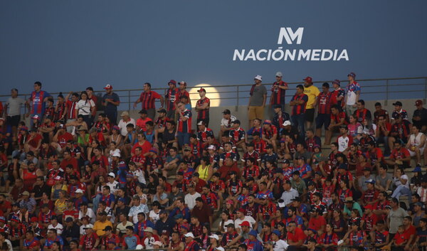 Versus / ¡Entusiasmo en Encarnación para ver a Cerro Porteño!
