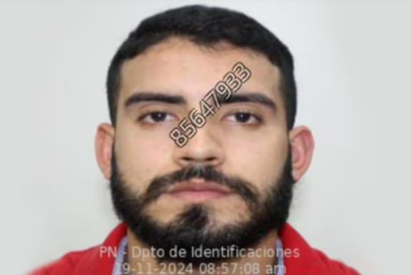 Capturan a agente de la Senad por presunto robo de fondos de un detenido