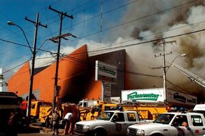 Justicia paraguaya indemniza a pareja que perdi贸 a sus hijas en incendio del Ycu谩 Bola帽os