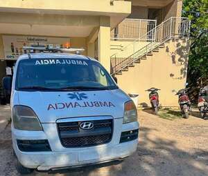Ministerio de Salud “desnudó un santo para vestir a otro” y provoca pelea por ambulancia  - Nacionales - ABC Color