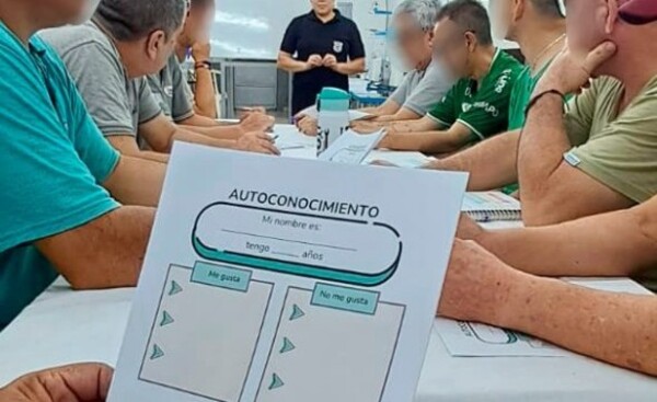 Taller motivacional en penal de CDE con miras a reinserción social