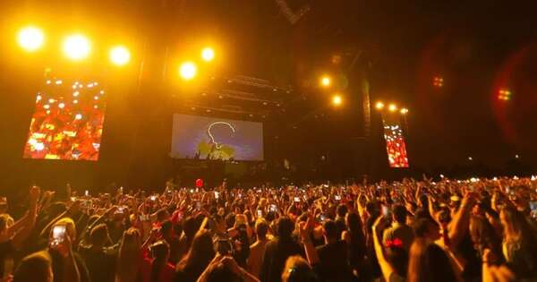 La Nación / Exigen devolución de dinero por concierto de cumbia que nunca se realizó