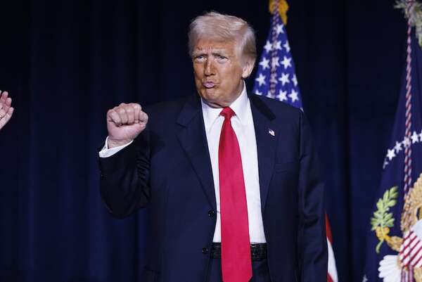 Trump firma decreto que impide a atletas transgénero participar en deportes femeninos - Polideportivo - ABC Color