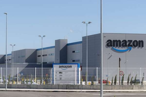 Amazon planea aumentar el gasto de capital para invertir en IA en 2025 - Ciencia - ABC Color