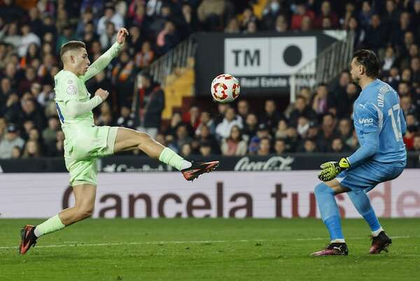 Barcelona avanza con goleada a semifinales de la Copa del Rey - Fútbol Internacional - ABC Color