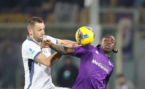 Napoli celebra goleada de Fiorentina al Inter - Fútbol Internacional - ABC Color