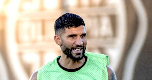 La Nación / Mismo equipo, pero con Pratto a disposición