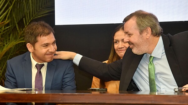 Ruiz recalca esfuerzo por seguir consolidando mercado bursátil