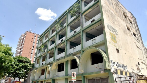 Edificios abandonados perjudican la imagen y seguridad del microcentro