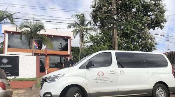 Imputan a funcionaria y policía por sustracción de evidencias de depósito fiscal en Saltos del Guairá - Noticiero Paraguay